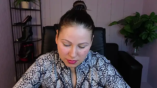 Dana__dom Chat XXX in diretta