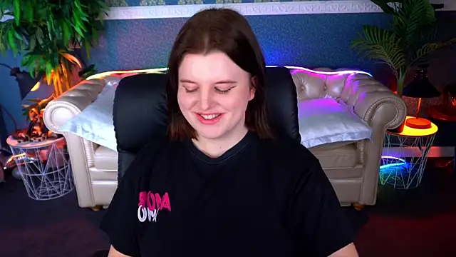 KristiFoxy: онлайн-секс-чат