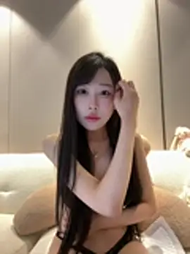 Kiwuvurfovo 网络视讯表演