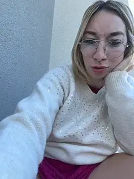 Giuliana_baby: απευθείας συνομιλία ΧΧΧ