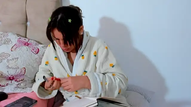 Annaraquel_: απευθείας συνομιλία ΧΧΧ