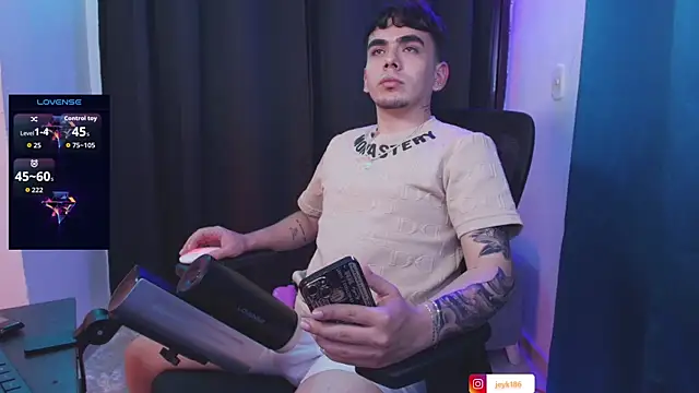 Guccy_Boy_Club Pertunjukan Webcam