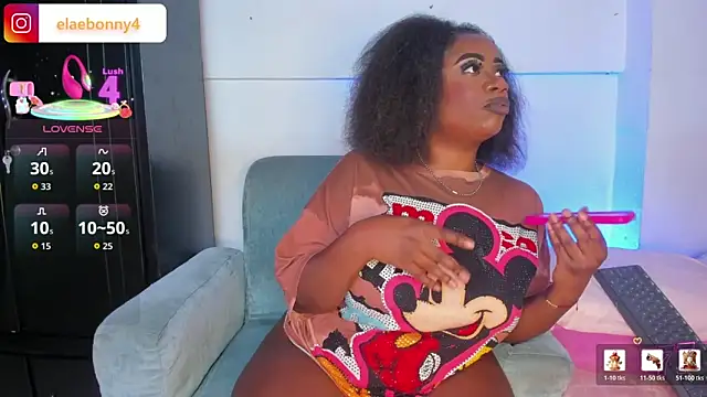 Keily-w: απευθείας συνομιλία ΧΧΧ