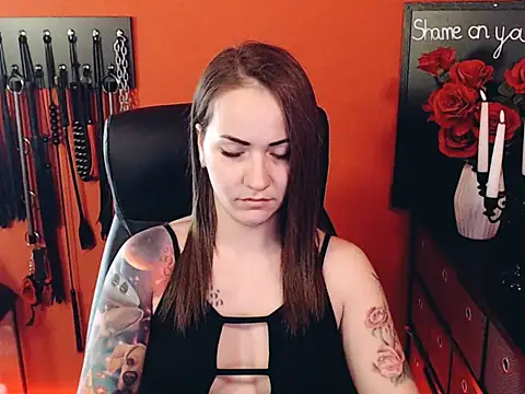 _MissJaneWarren_'s Live XXX Chat