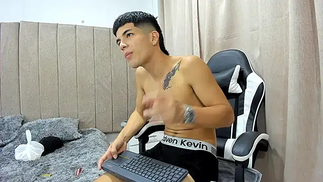 pipe_hot04 Show Webcam