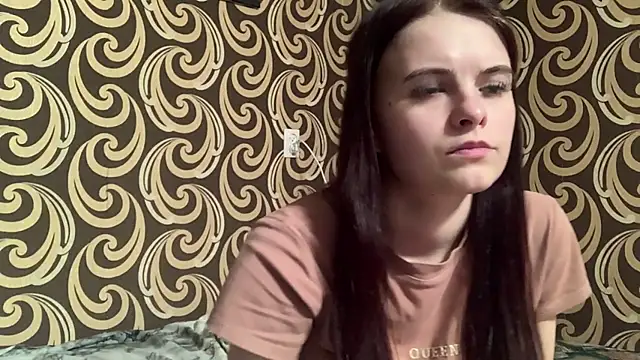 KikiAmino: απευθείας συνομιλία ΧΧΧ