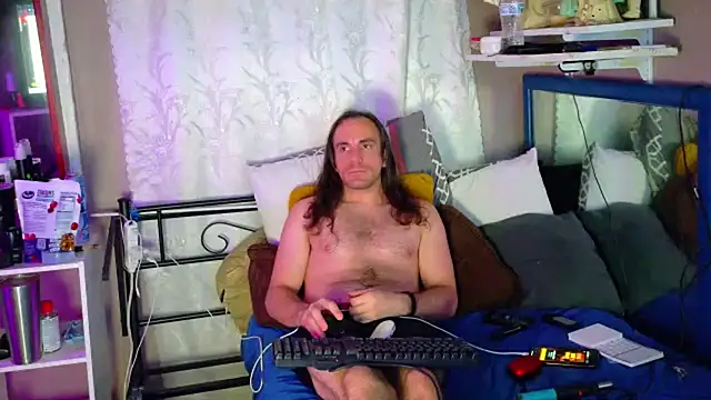 PNPSPUN1 élő XXX-chatje