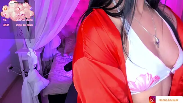 Chat +18 de Hanna__Becker_ ao vivo