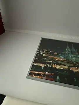 Hornyblond_Bella Adlı Modelin Web Kamerası Şovu