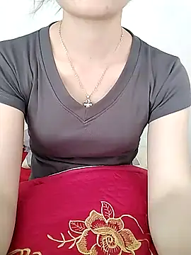 little-green-sprout Show in webcam