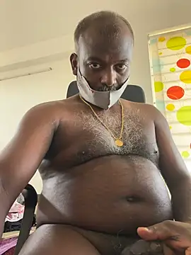 strongguyindia 网络视讯表演