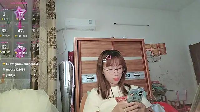 Lili_666 即時 XXX 聊天