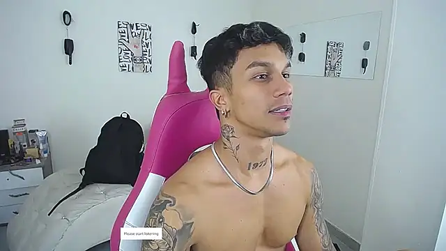 Chat XXX en directo de Leonard_Price