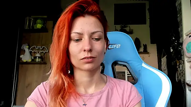 XXX chat uživo modela karo123421