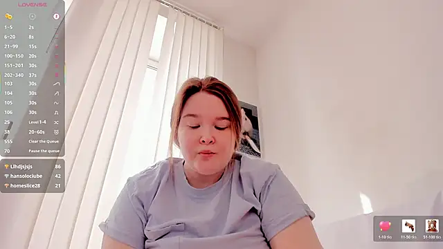 DebbieWoood Chat XXX live