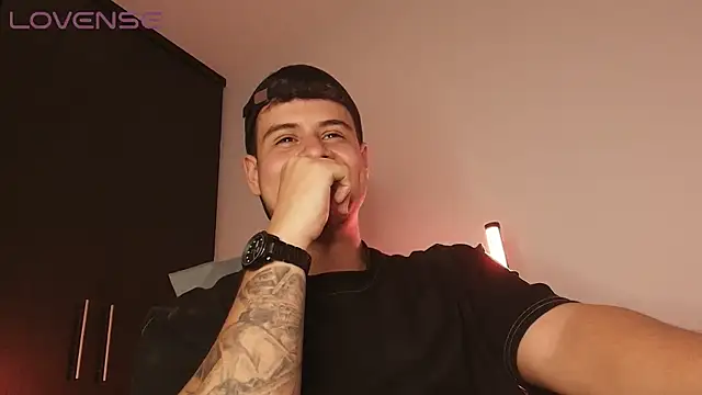 BjornSteelのウェブカメラショー