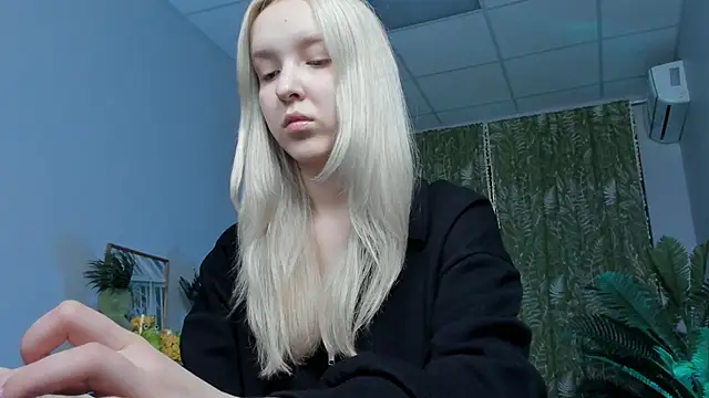 Chatroom XXX en direct de MaoqiBeverly