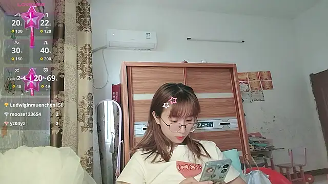 Lili_666 Live XXX-Chat