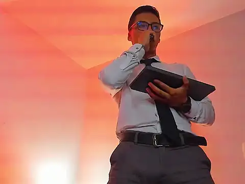 Dominus_Alpha – Naživo XXX chat