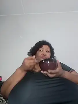 nancy111: онлайн-секс-чат