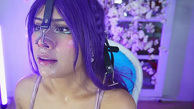 miss___megan: онлайн-секс-чат