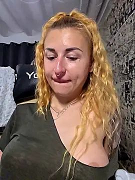 kylie_blck Chat XXX in diretta