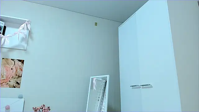 Chat XXX en directo de Milly_Lane