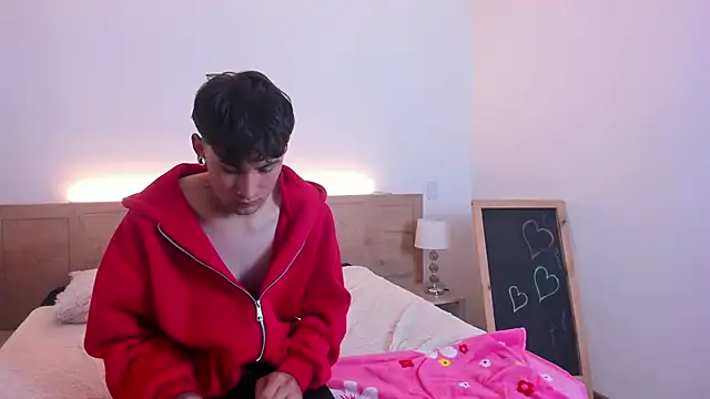 Kenji_n_Rousse Webcam show