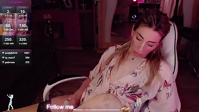 AnnieGOld_'s Live XXX Chat