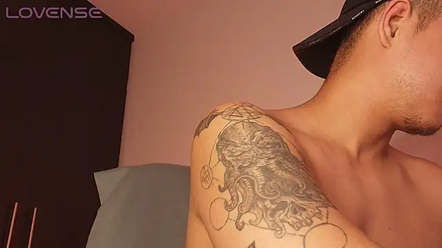 BjornSteel Pertunjukan Webcam