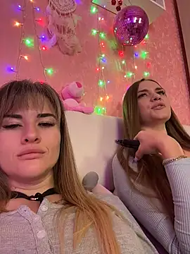 hotty_girls_here: онлайн-секс-чат