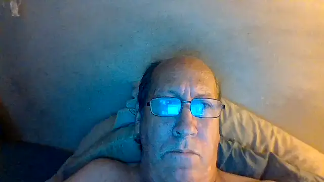 hornyrich69's Live XXX Chat