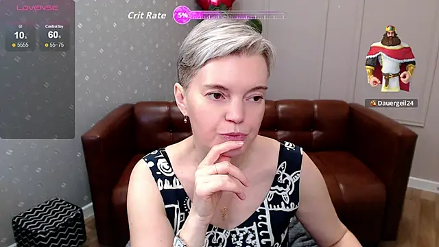 Cutie_Erikaa1: онлайн-секс-чат