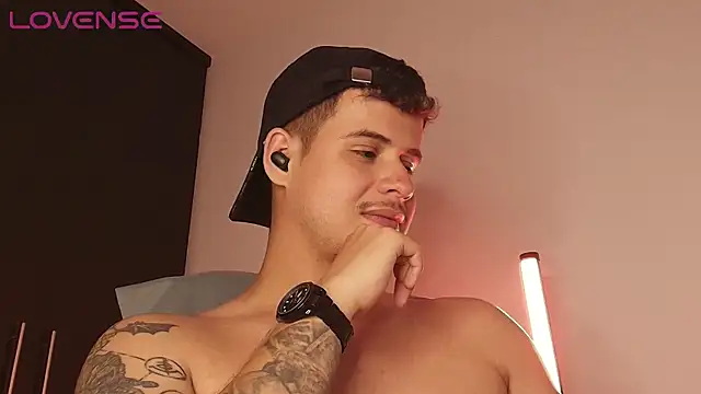 BjornSteel élő XXX-chatje