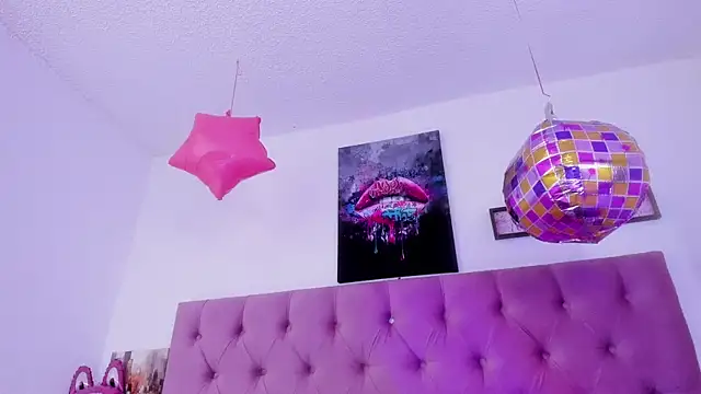 Aily_star Adlı Modelin Canlı XXX Sohbeti