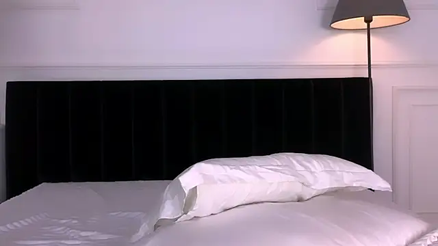 NoraAddams Adlı Modelin Canlı XXX Sohbeti