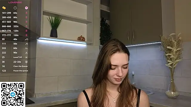 NoirAstrya Adlı Modelin Canlı XXX Sohbeti