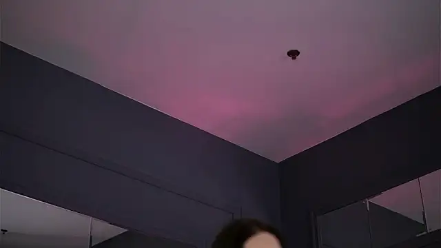 แชท XXX สดของ BrattyScarlet