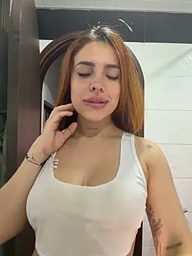 CiaraMorettii Adlı Modelin Canlı XXX Sohbeti