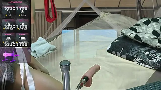 HornyShyAsian Adlı Modelin Canlı XXX Sohbeti