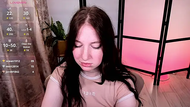 Elisabeth_Binder: онлайн-секс-чат