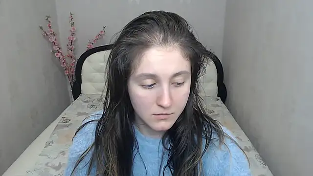 Holliy_Cooper Chat XXX in diretta