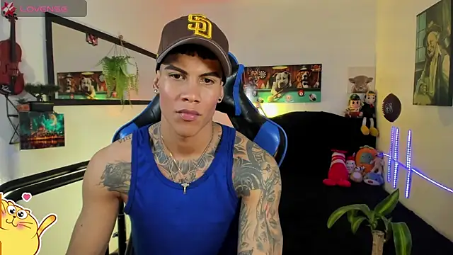 Show modela Damian_latinxxx na web-kameri