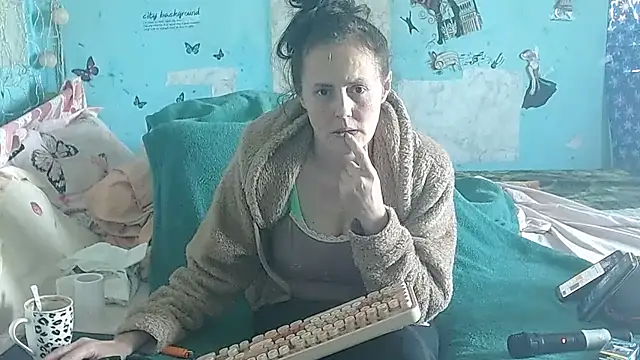 brighteyes77 – Live XXX-chat