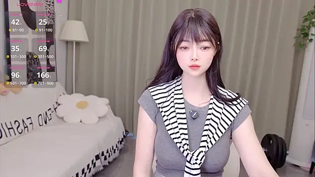 uikyy1n Live XXX chat