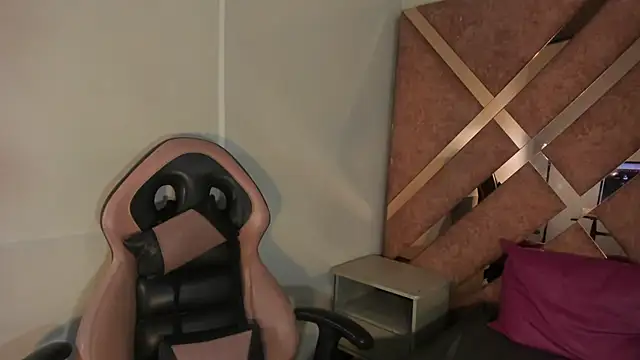 Amy_Kobold3n Live XXX chat