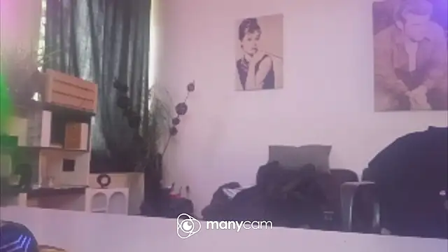 der_dino30 Live XXX-Chat