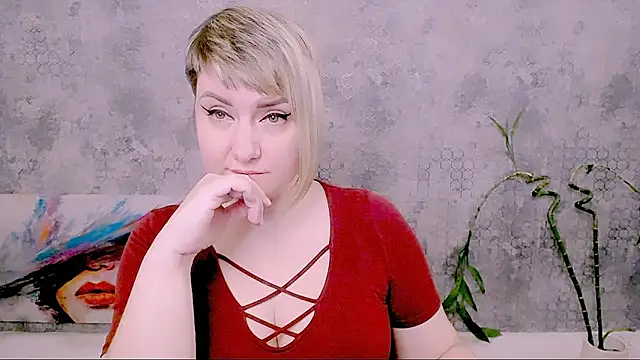 Djullia Live XXX-Chat