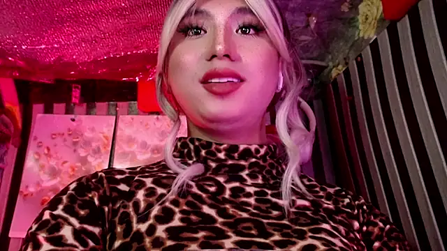 HoresCOCKLUCYのウェブカメラショー