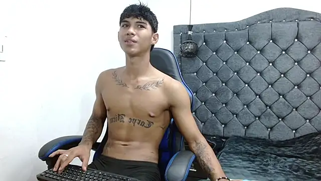 Chatroom XXX en direct de luka_big18